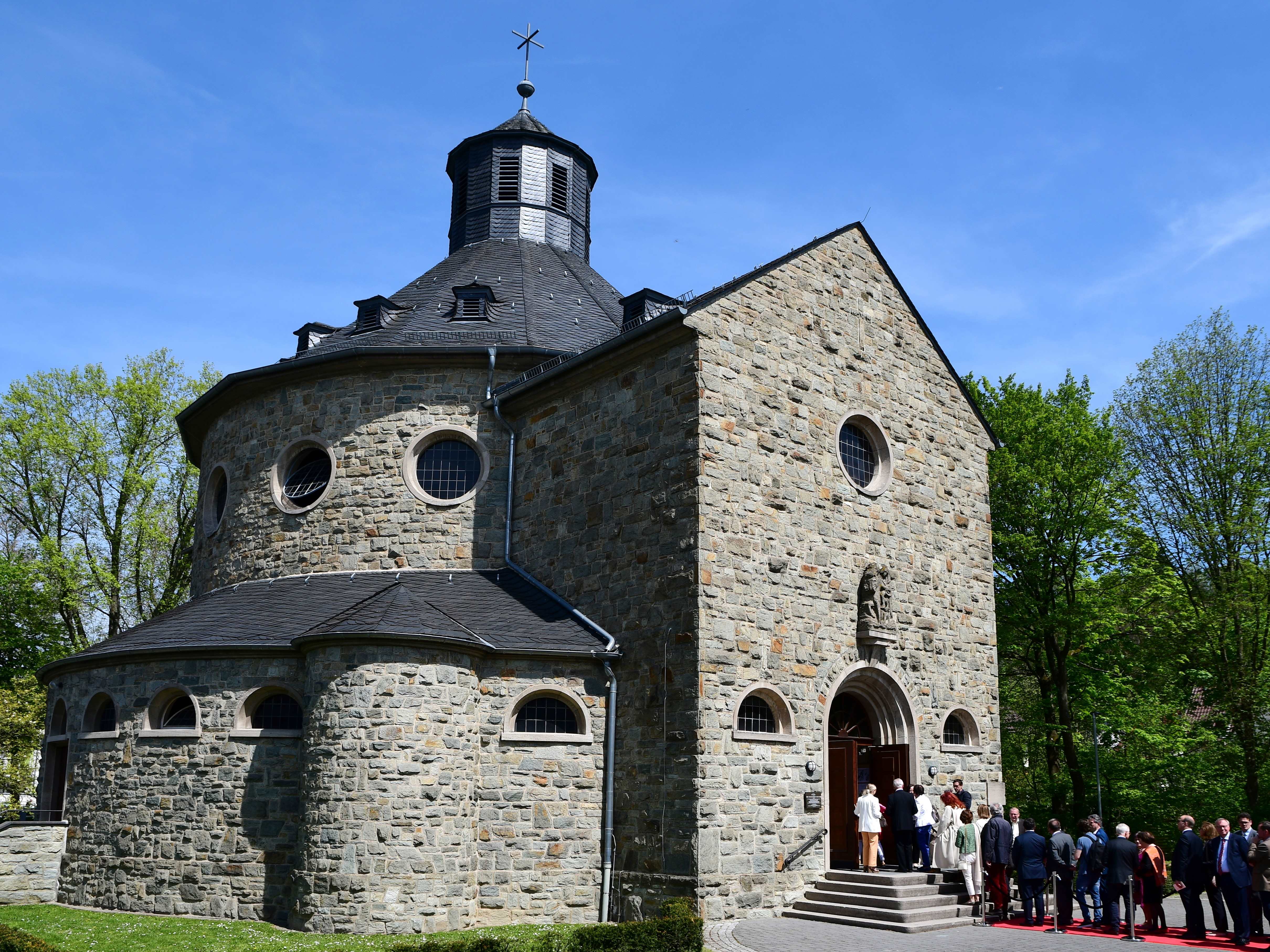 Ansicht der Hornauer Kirche am 175 Jahr-Festakt